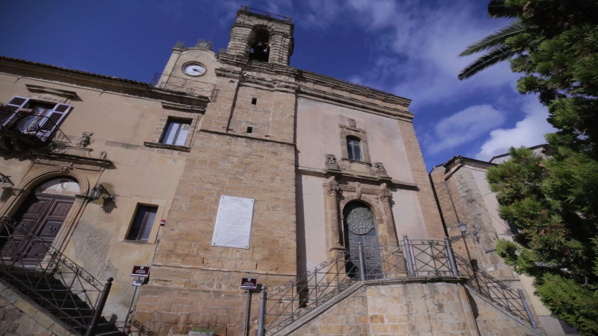 Mazzarino - Ex convento dei Padri Carmelitani e Chiesa del Carmine_4 Mazzarino - Ex convento dei Padri Carmelitani e Chiesa del Carmine_4